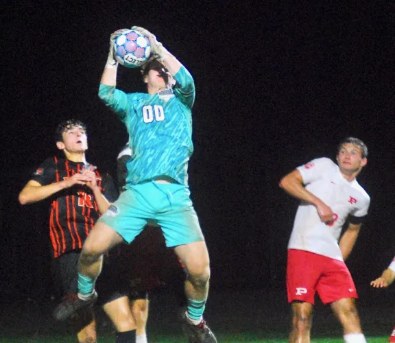 ‘Now the real fun begins’: Tigers cap regular season with 3-0 win vs. Big Reds